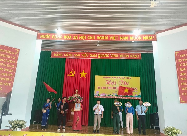 MAN CHAO HOI 3.3